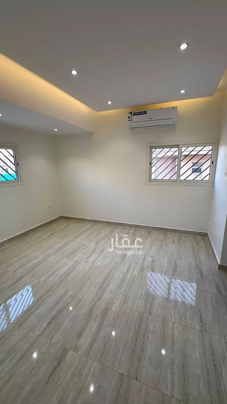 شقة للإيجار في شارع أبي عبدالله بن داود, حي الورود, مدينة الرياض, منطقة الرياض صورة 2