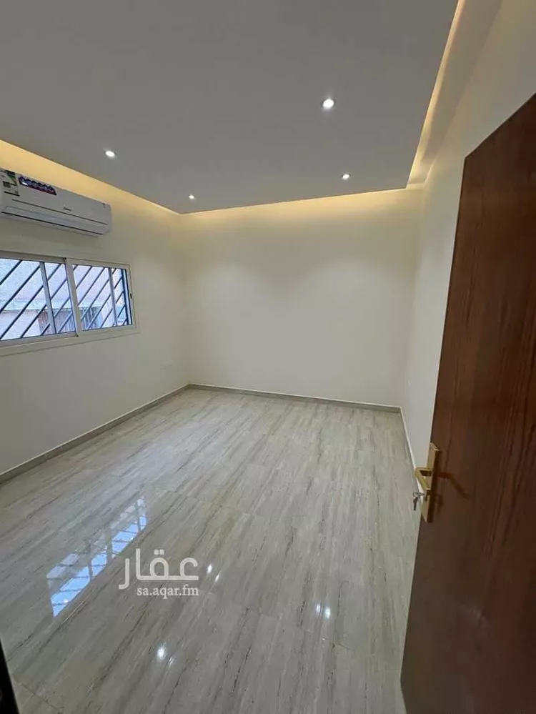 شقة للإيجار في شارع أبي عبدالله بن داود, حي الورود, مدينة الرياض, منطقة الرياض صورة 3