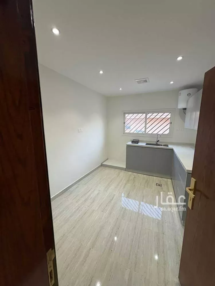 شقة للإيجار في شارع أبي عبدالله بن داود, حي الورود, مدينة الرياض, منطقة الرياض صورة 4