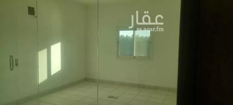 مكتب تجاري للإيجار في شارع التخصصي الفرعي, حي المحمدية, مدينة الرياض, منطقة الرياض صورة 2
