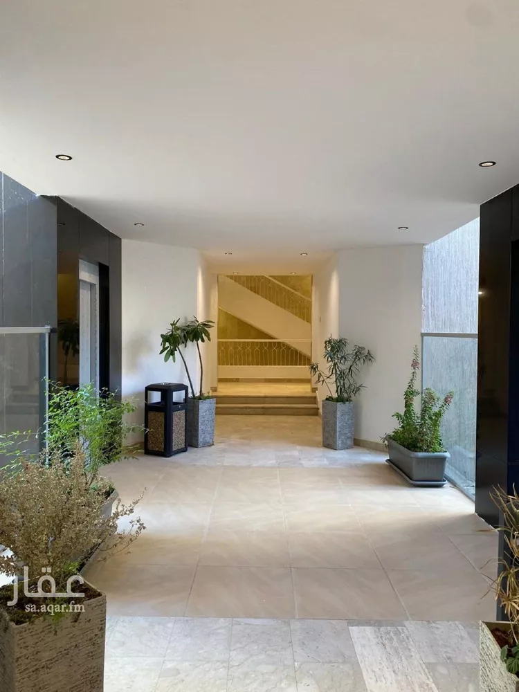 مكتب تجاري للإيجار في شارع التخصصي, حي المعذر الشمالي, مدينة الرياض, منطقة الرياض صورة 5