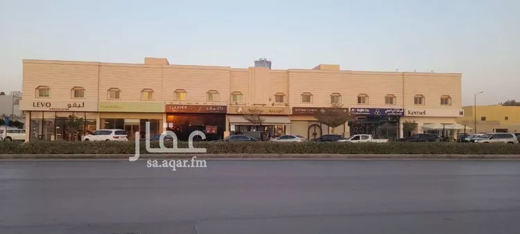 مكتب تجاري للإيجار في شارع التخصصي الفرعي, حي المحمدية, مدينة الرياض, منطقة الرياض