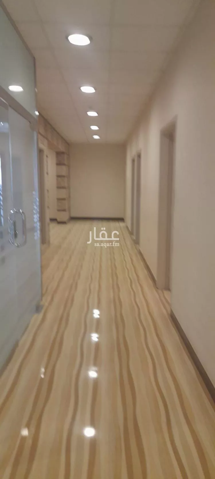 مكتب تجاري للإيجار في شارع الامير عبدالعزيز بن مساعد بن جلوي, حي المربع, مدينة الرياض, منطقة الرياض صورة 3