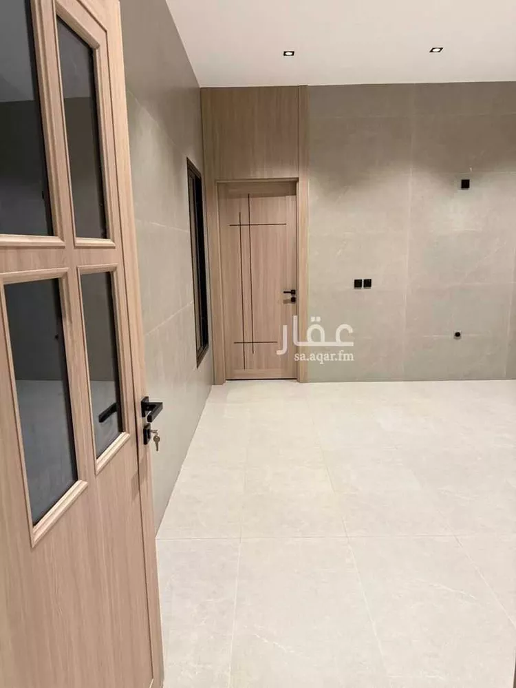 فيلا للبيع في شارع 114, حي الشعلة, مدينة الدمام, المنطقة الشرقية صورة 2