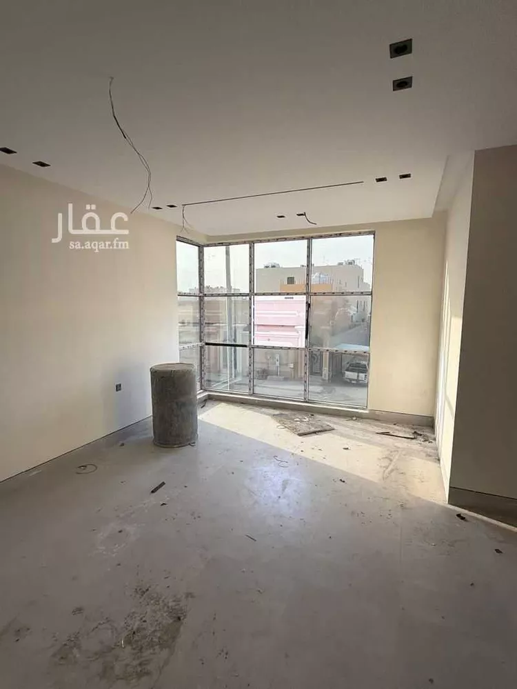 فيلا للبيع في شارع الفضل اليزيدي, حي ضاحية الملك فهد, مدينة الدمام, المنطقة الشرقية 7