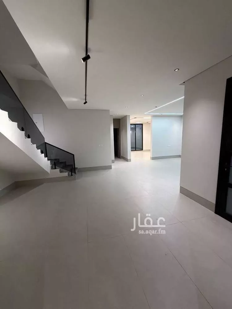 فيلا للبيع في شارع محمد الحازمي, حي ضاحية الملك فهد, مدينة الدمام, المنطقة الشرقية 9