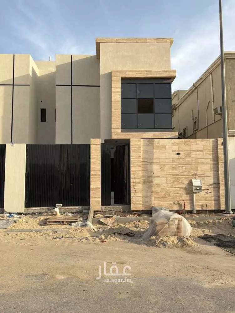 فيلا للبيع في شارع الفضل اليزيدي, حي ضاحية الملك فهد, مدينة الدمام, المنطقة الشرقية