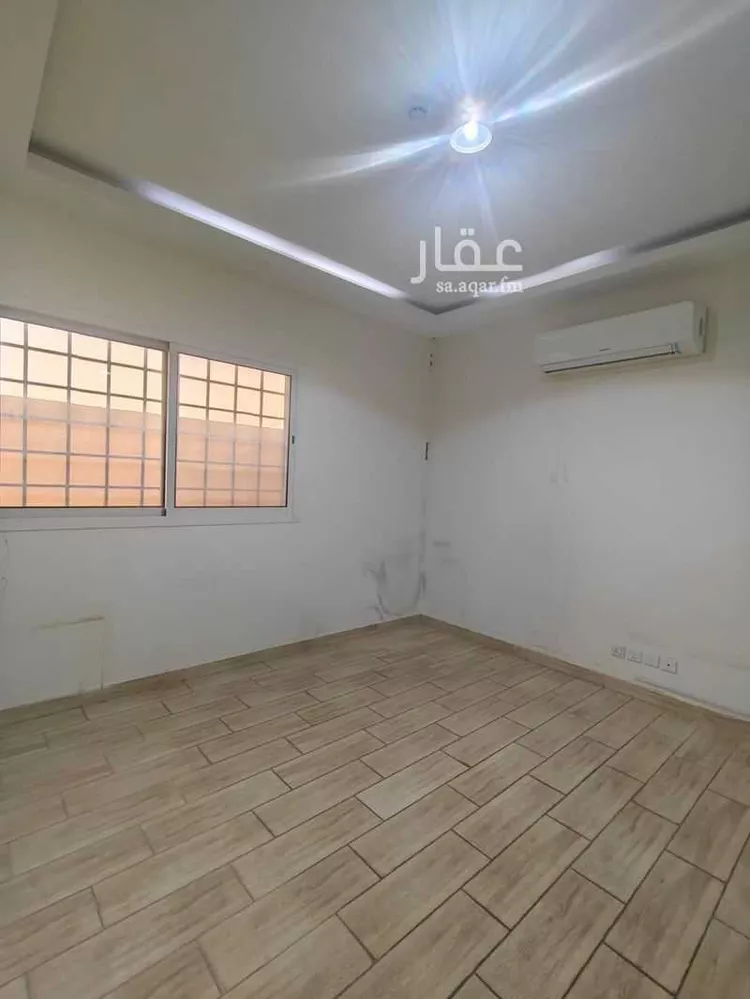 مكتب تجاري للإيجار في شارع الفرزدق, حي الملز, مدينة الرياض, منطقة الرياض صورة 4