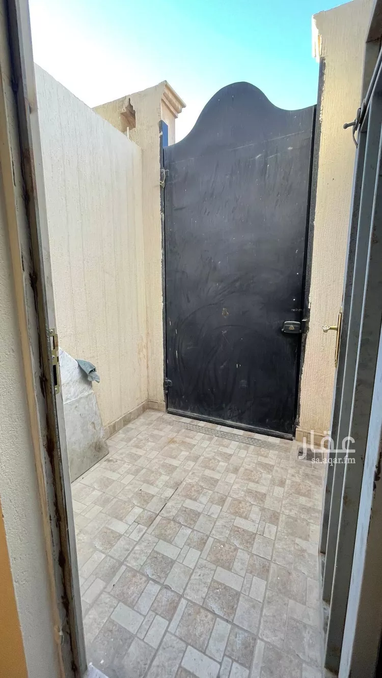 غرفة للإيجار في شارع رقم 302, حي الملقا, مدينة الرياض, منطقة الرياض صورة 2