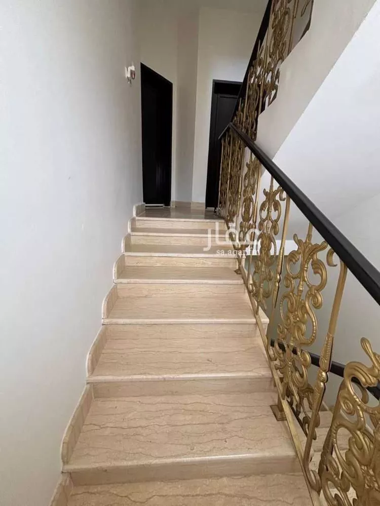 دور للبيع في شارع محمد بن زرقون, حي العارض, مدينة الرياض, منطقة الرياض صورة 4