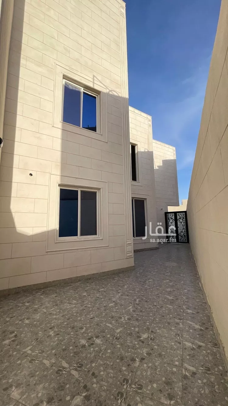 Apartment for Sale in Dammam King Fahd