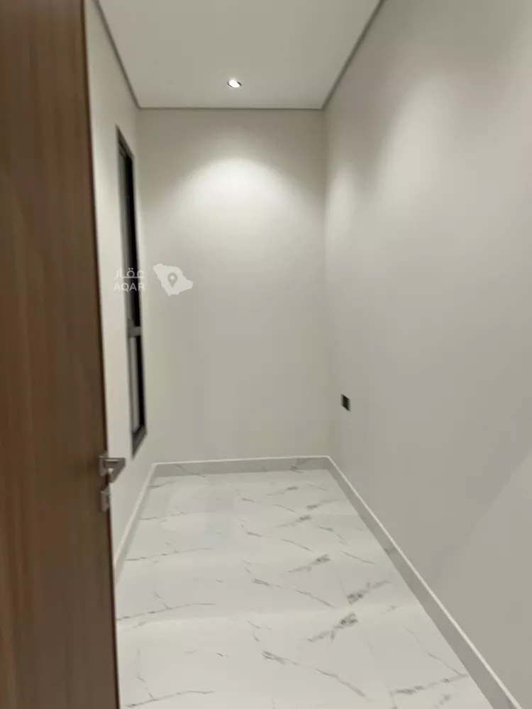 دور للبيع في شارع معدان بن ربيعة, حي النهضة, مدينة الرياض, منطقة الرياض 11