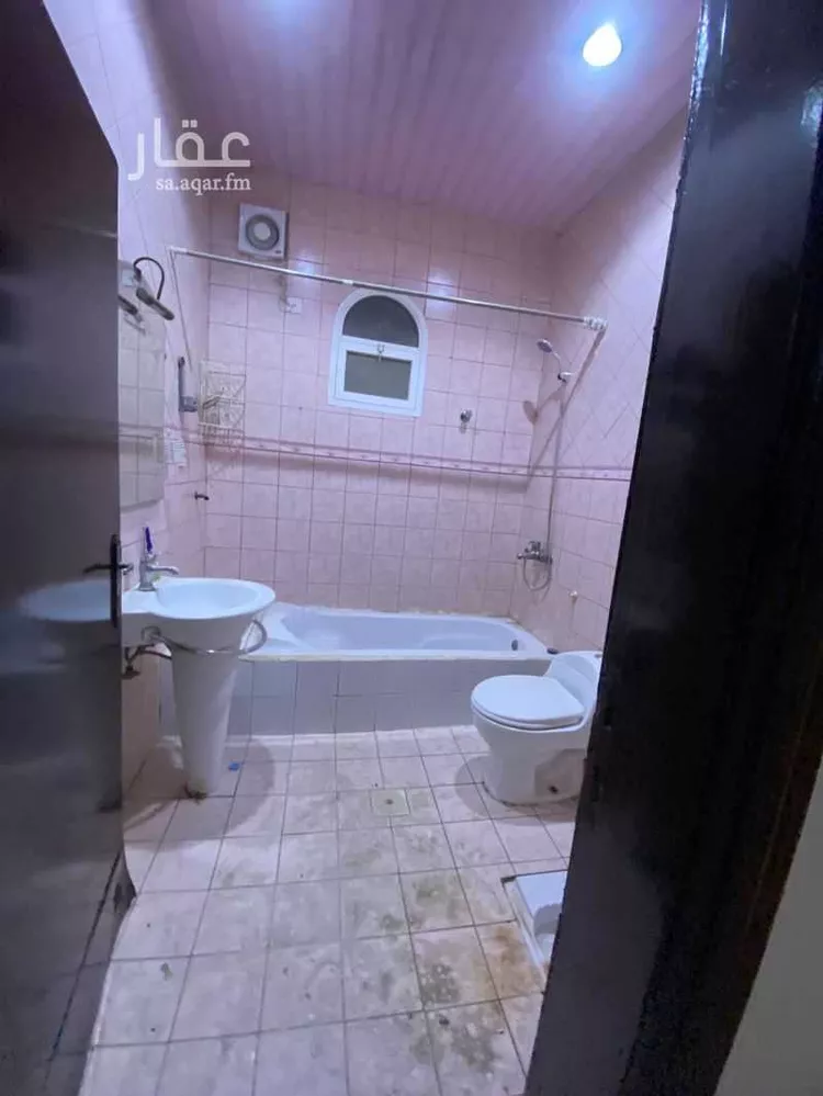 شقة للإيجار في شارع عبيدة بن الحارث, حي النهضة, مدينة الرياض, منطقة الرياض صورة 3
