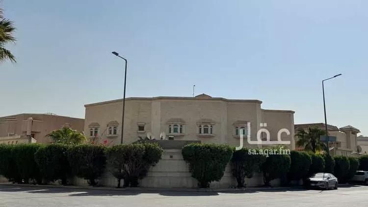فيلا للبيع في شارع عبدالله الفزاري, حي الملك سلمان, مدينة الرياض, منطقة الرياض صورة 3