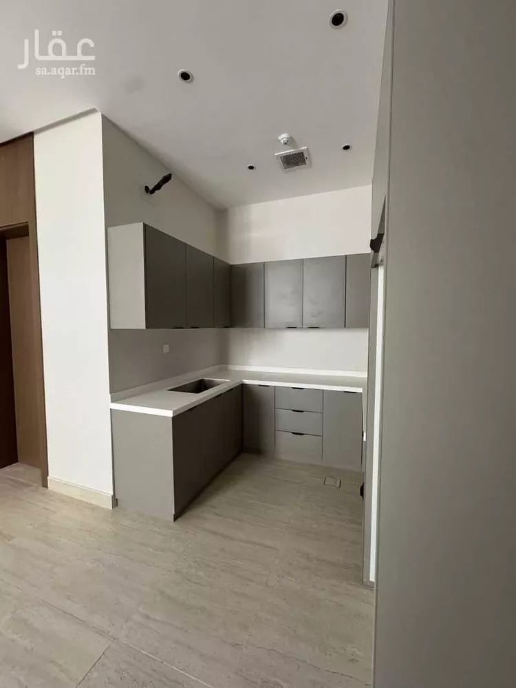 شقة للإيجار في شارع مقاتل بن سليمان, حي القيروان, مدينة الرياض, منطقة الرياض 6