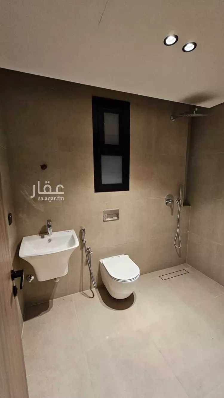 شقة للبيع في شارع اوس ابن عابد, حي الشعلة, مدينة الدمام, المنطقة الشرقية 8
