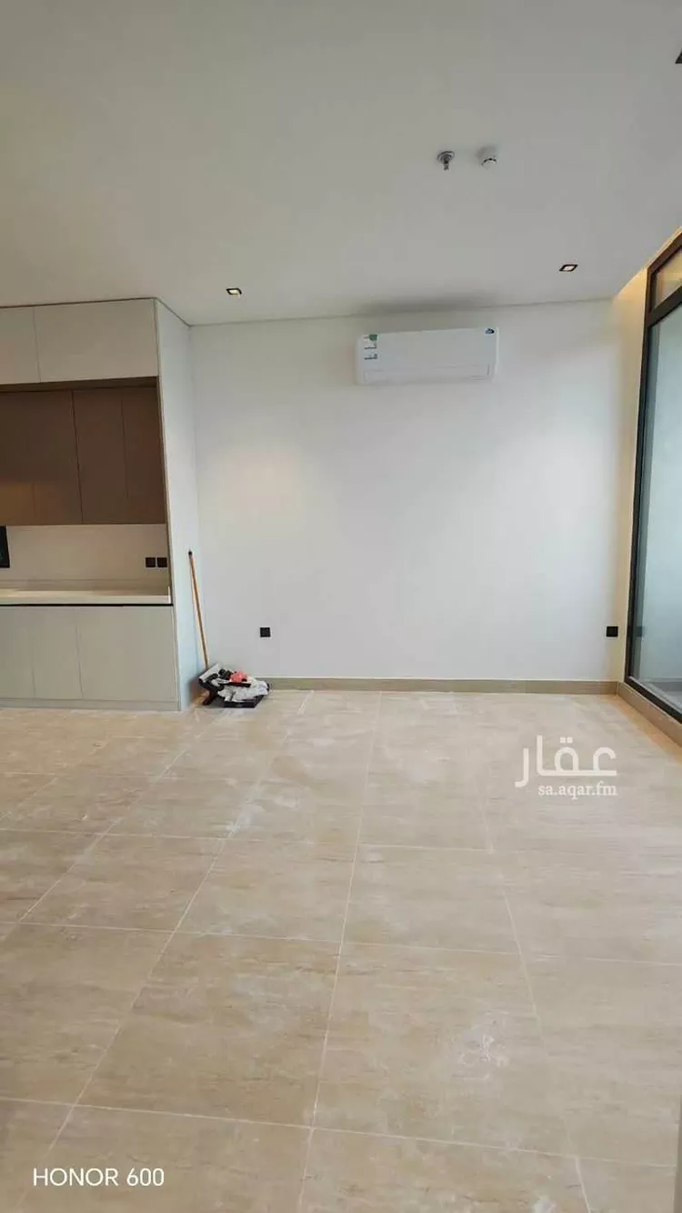 شقة للإيجار في شارع سفيان بن النضر, حي الحمراء, مدينة الخبر, المنطقة الشرقية 13