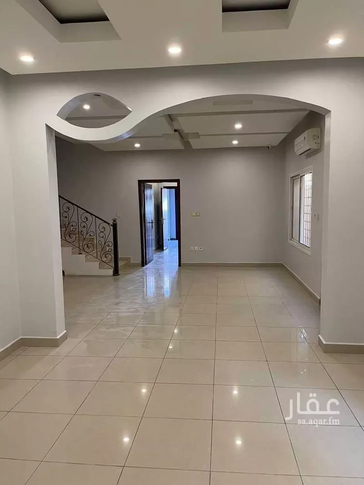 فيلا للبيع في شارع رافع بن رافع, حي طيبة, مدينة الدمام, المنطقة الشرقية صورة 5