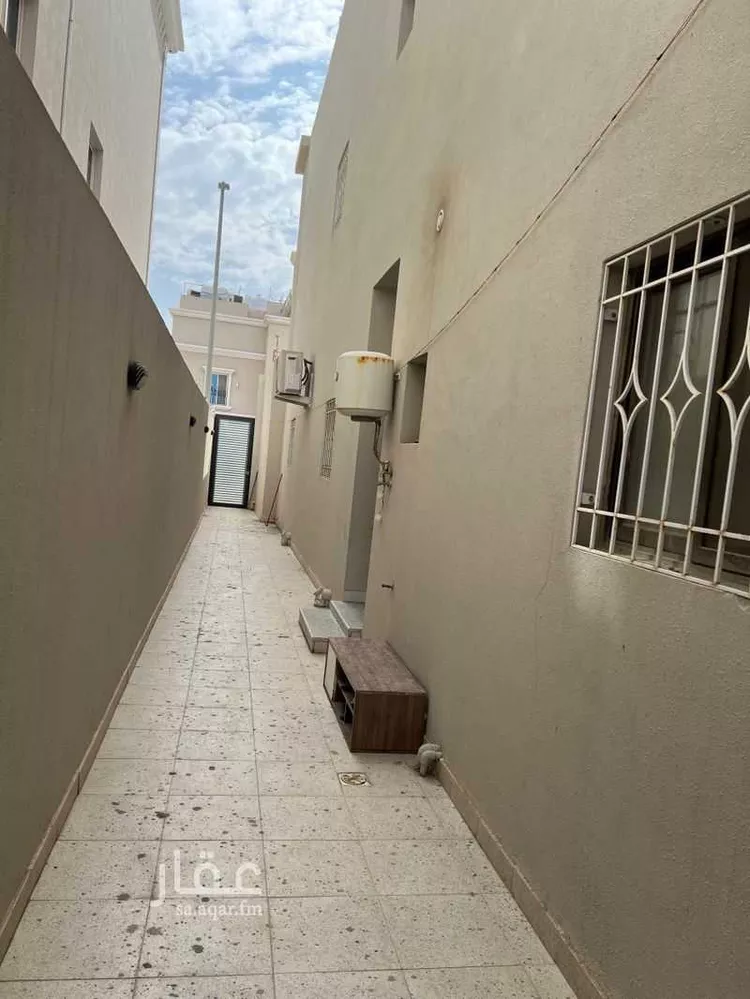 فيلا للبيع في حي ، شارع منيفه ، ضاحية الملك فهد ، الدمام ، الدمام صورة 3