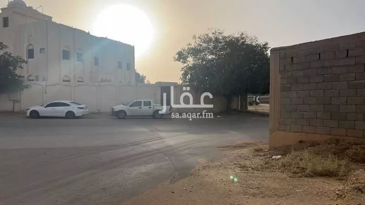 فيلا للبيع في شارع الشقة 153, حي الشقة, مدينة بريدة, منطقة القصيم صورة 3