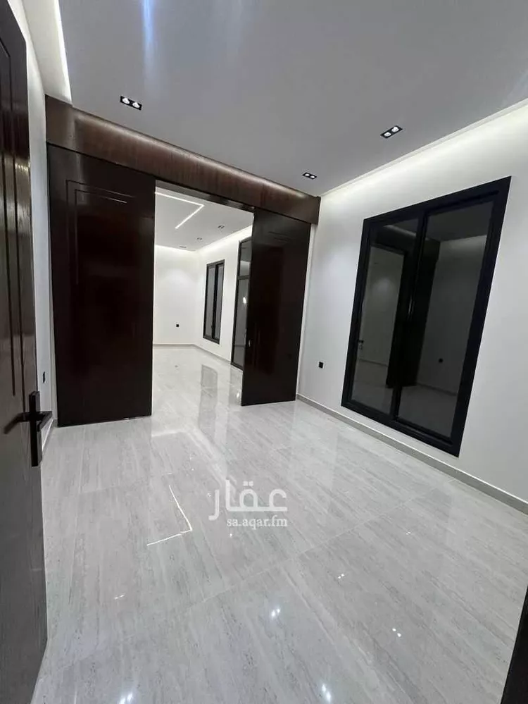 دور للبيع في شارع طريق الجنادرية, حي المعيزيلة, مدينة الرياض, منطقة الرياض