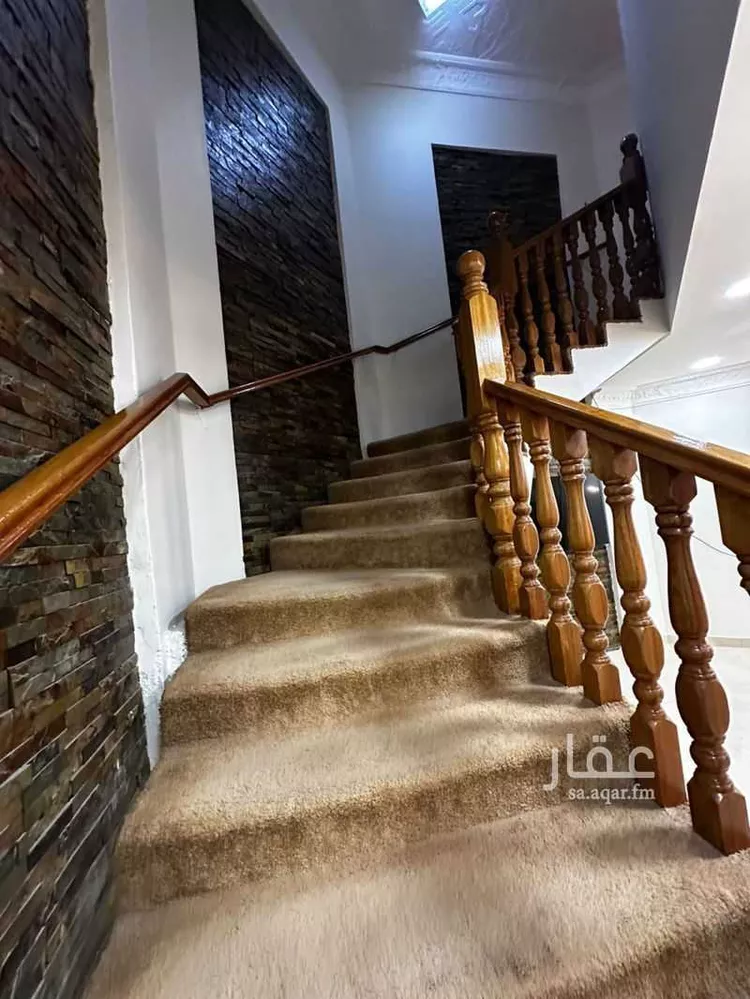 فيلا للبيع في شارع الافلاج, حي الدانة الشمالية, مدينة الظهران, المنطقة الشرقية صورة 4