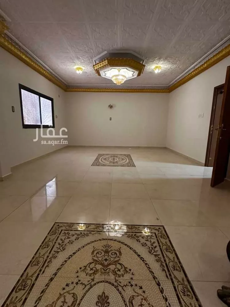 فيلا للبيع في شارع الافلاج, حي الدانة الشمالية, مدينة الظهران, المنطقة الشرقية صورة 2