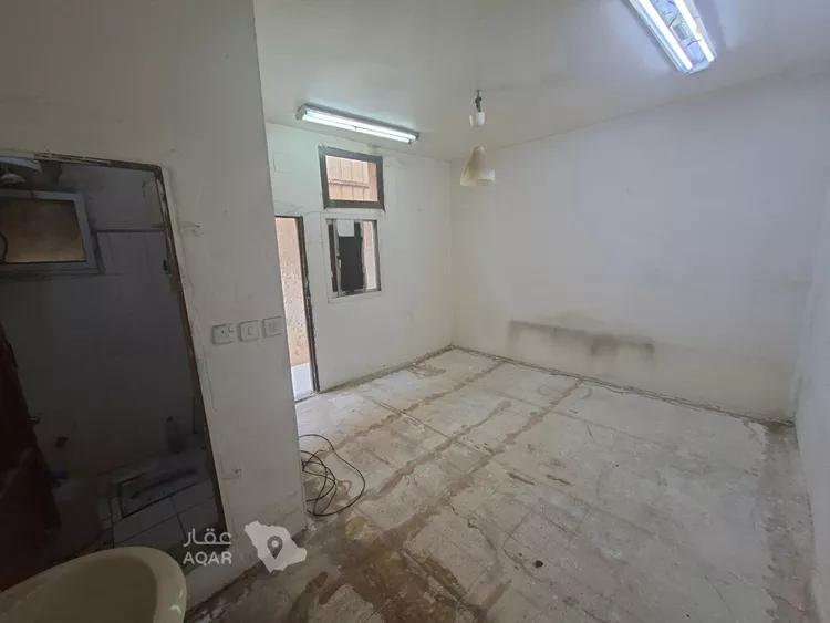 Room for Rent in Riyadh Al Uraija Al Wusta