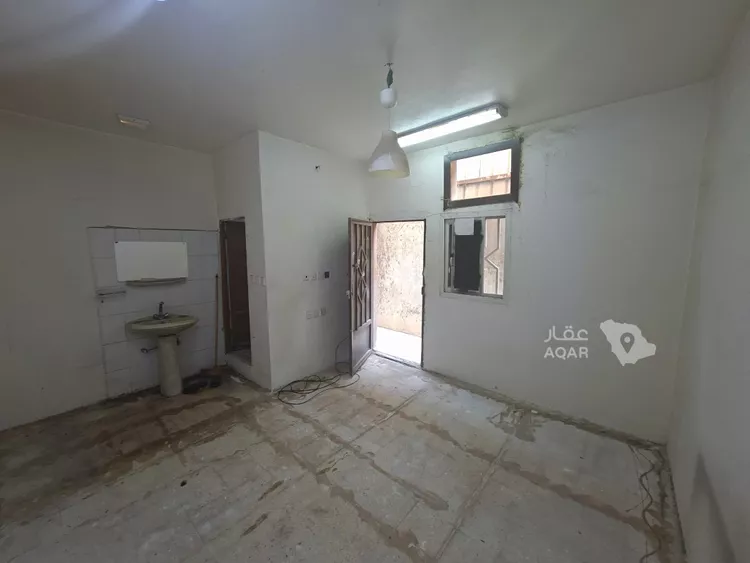 Room for Rent in Riyadh Al Uraija Al Wusta 2