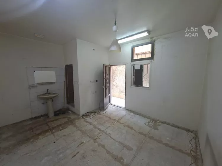 غرفة للإيجار في شارع حمزة بن عبدالمطلب, حي العريجاء الأوسط, مدينة الرياض, منطقة الرياض