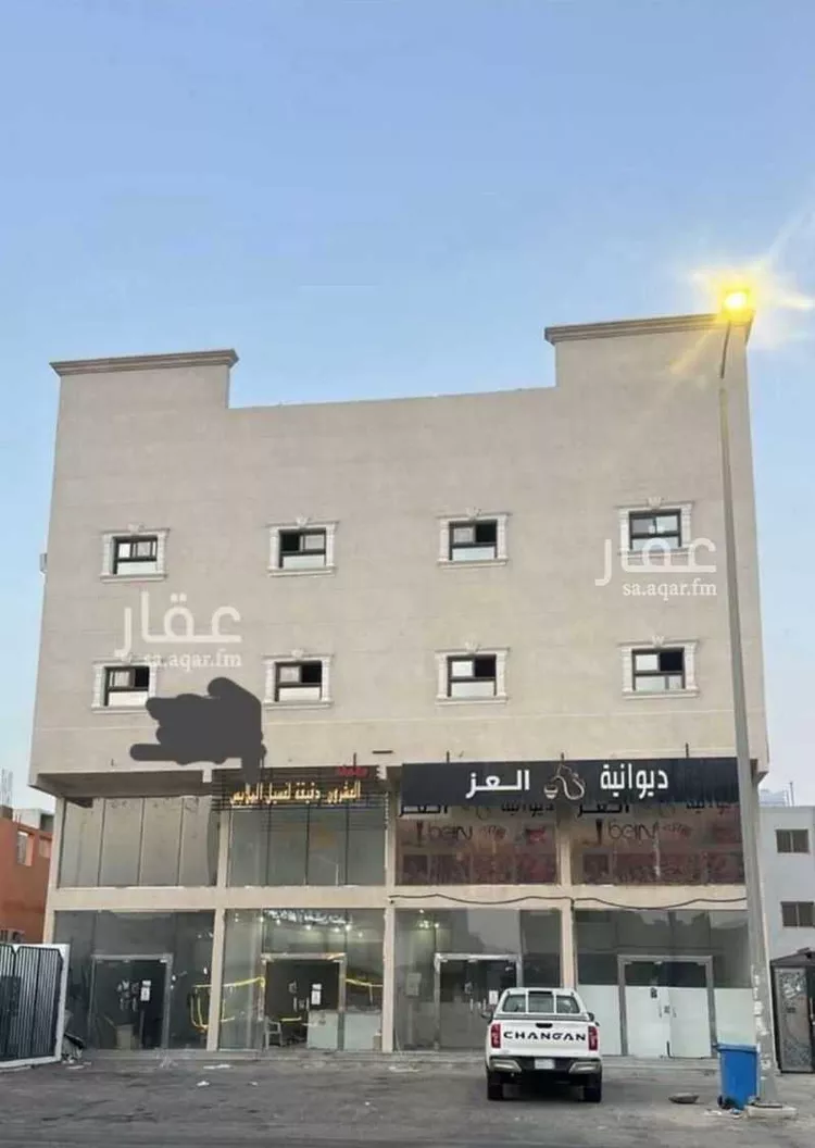 عمارة للإيجار في شارع الامير احمد بن عبدالعزيز, حي الجامعيين, مدينة الاحساء, المنطقة الشرقية صورة 2