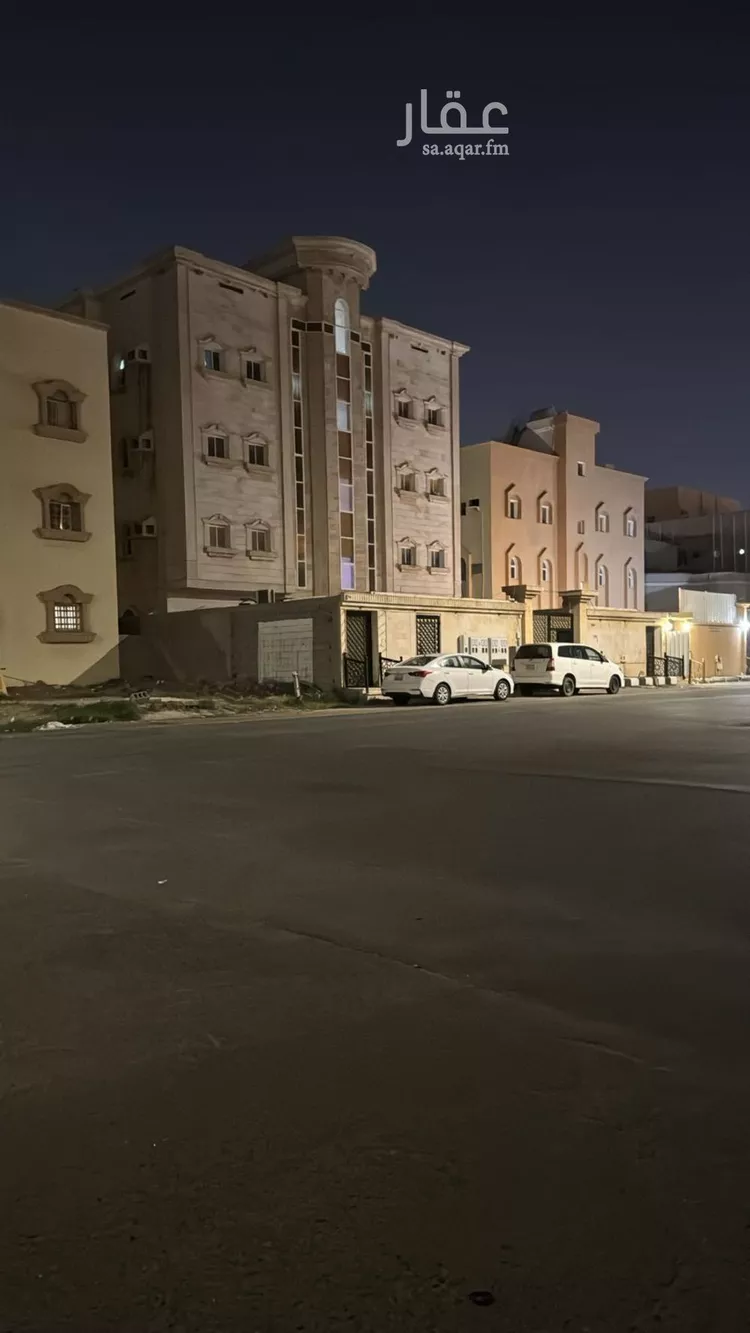 عمارة للبيع في شارع 7 أ, حي الصفاء, مدينة جازان, منطقة جازان صورة 2