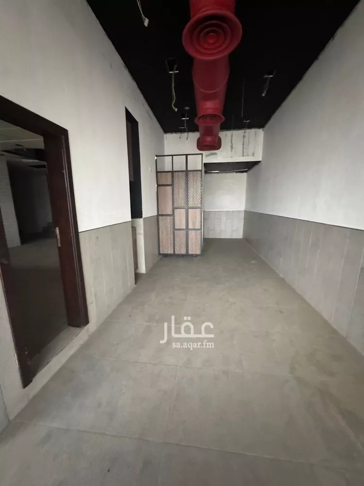محل للإيجار في شارع طريق الأمير سلطان بن عبد العزيز, حي الروضة, مدينة جازان, منطقة جازان صورة 3