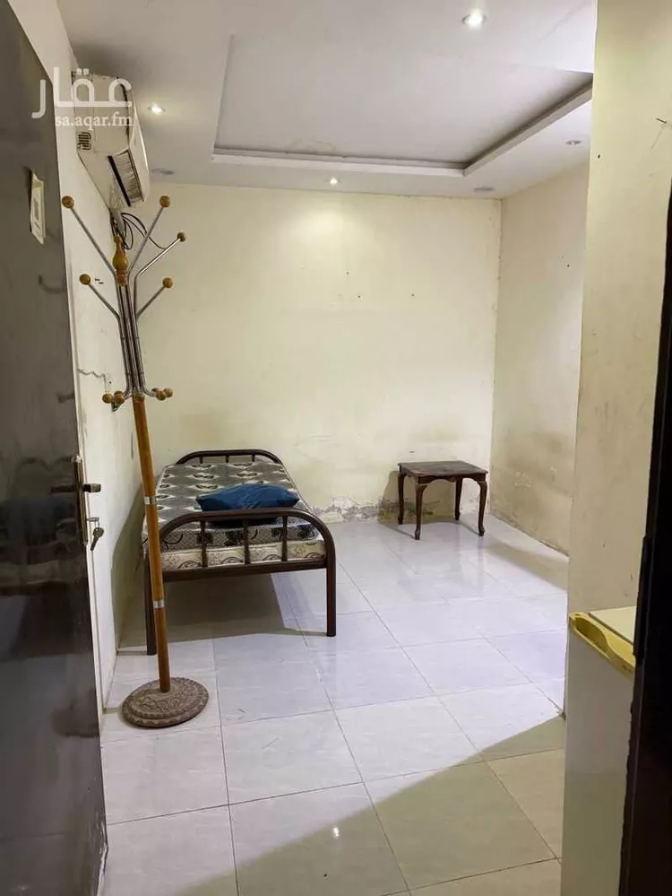 غرفة للإيجار في شارع الشيخ علي بن حسين بن محمد, حي النسيم الشرقي, مدينة الرياض, منطقة الرياض