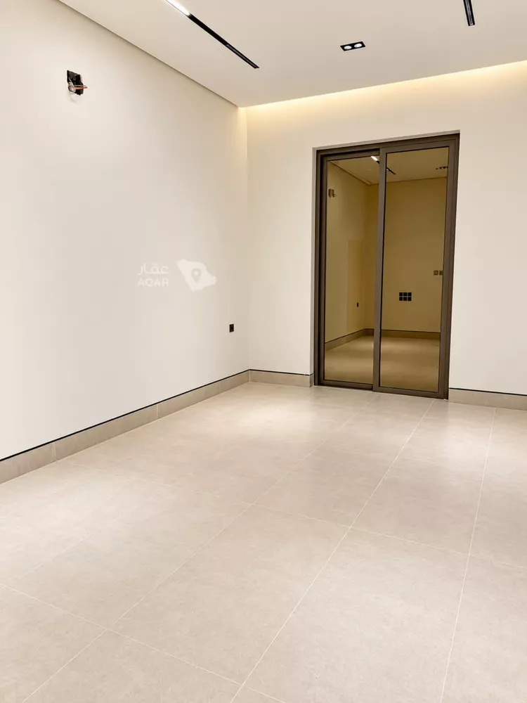 Floor for Sale in Riyadh Ar Rawabi 4