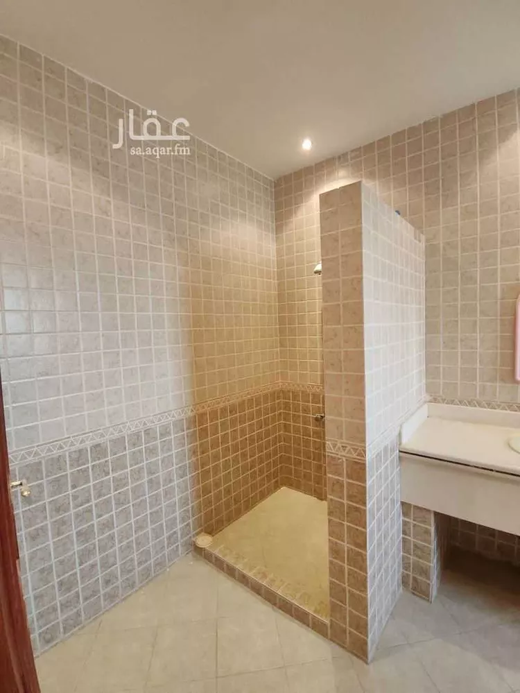 فيلا للإيجار في شارع عبدالله بن جدعان, حي الروابي, مدينة الرياض, منطقة الرياض صورة 2