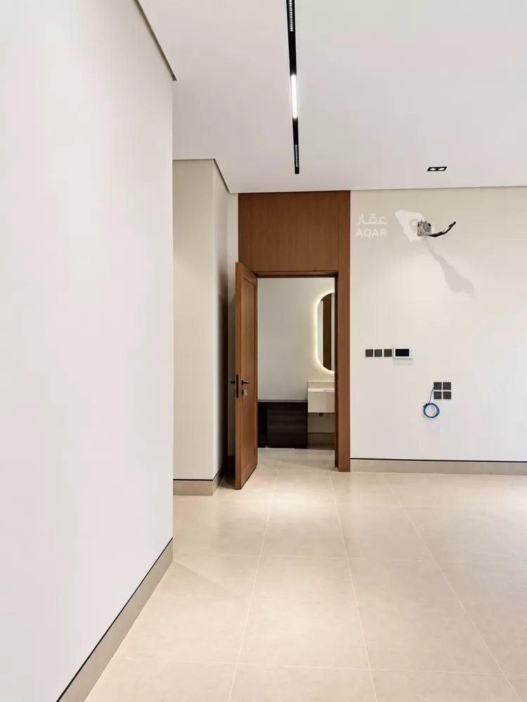 Floor for Sale in Riyadh Ar Rawabi 6