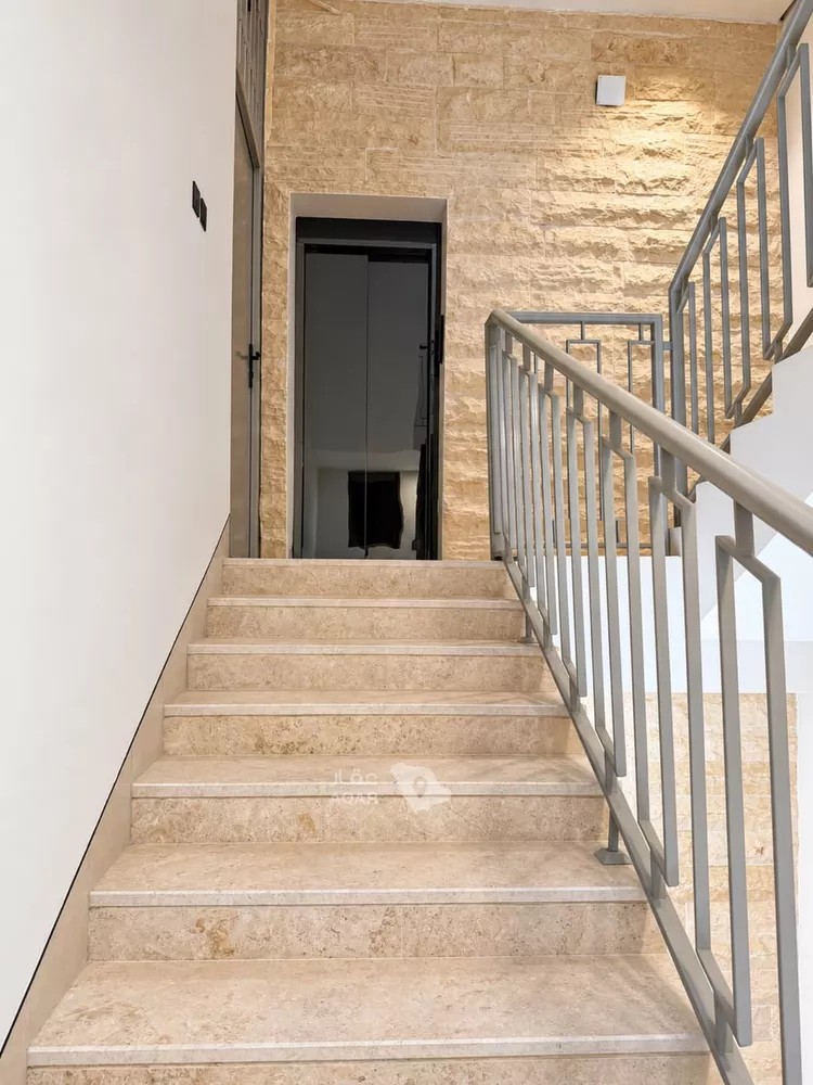 Floor for Sale in Riyadh Ar Rawabi 3