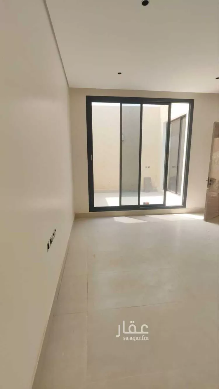 فيلا للبيع في شارع ابراهيم, حي السعادة, مدينة الرياض, منطقة الرياض صورة 2