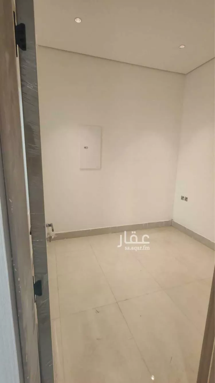فيلا للبيع في شارع ابراهيم, حي السعادة, مدينة الرياض, منطقة الرياض 14