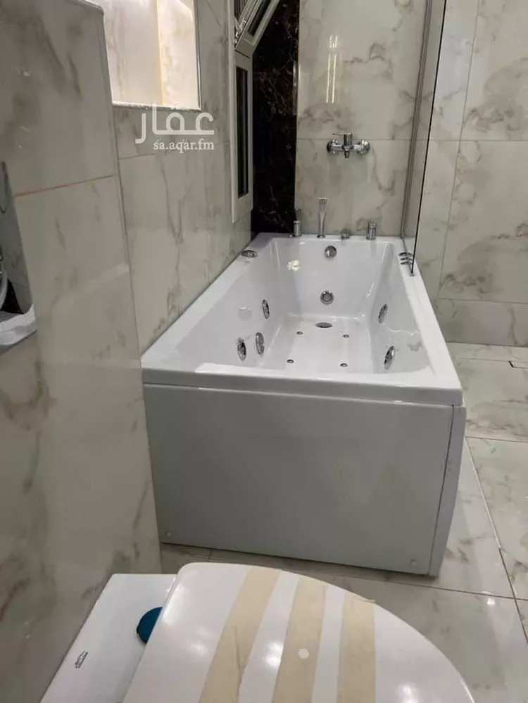 فيلا للبيع في شارع صيفي بن عمرو, حي الروضة, مدينة الرياض, منطقة الرياض 14