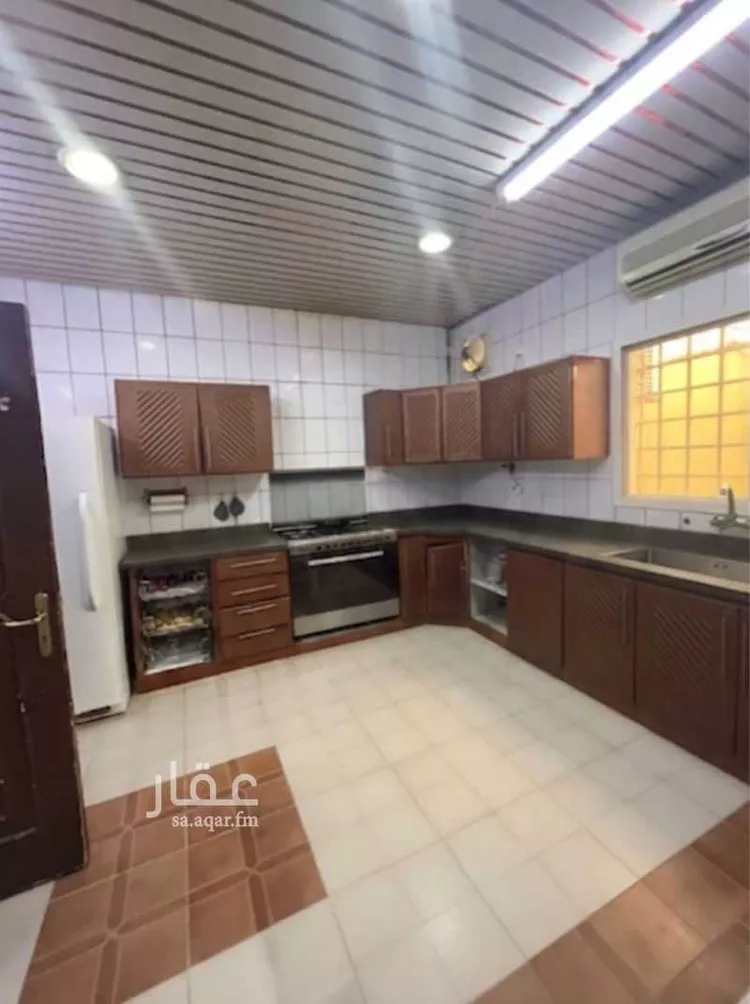 فيلا للبيع في شارع عبدالله بن خنيفر, حي الفيحاء, مدينة الرياض, منطقة الرياض 9