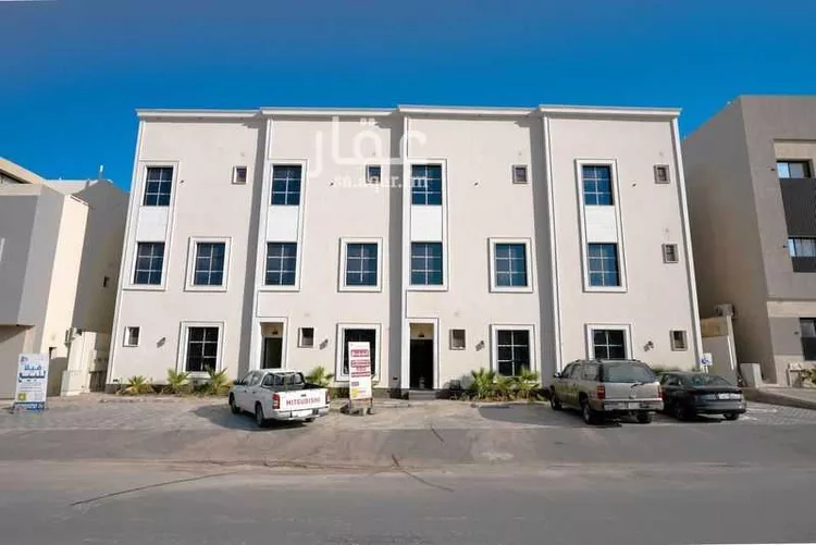 فيلا للبيع في شارع الجميل ابن حاتم, حي ظهرة لبن, مدينة الرياض, منطقة الرياض