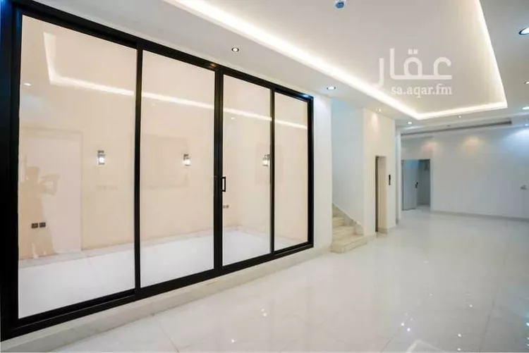 فيلا للبيع في شارع الجميل ابن حاتم, حي ظهرة لبن, مدينة الرياض, منطقة الرياض صورة 3