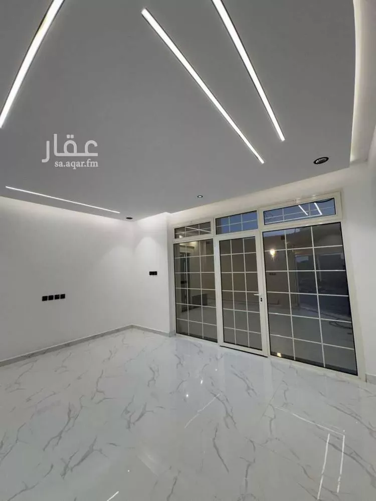 فيلا للبيع في شارع قاسم ابن يسار, حي ظهرة لبن, مدينة الرياض, منطقة الرياض صورة 2