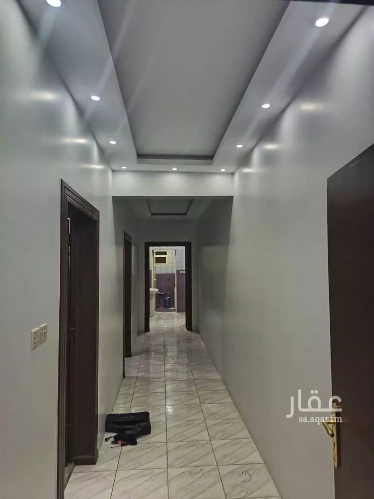 شقة للإيجار في شارع عبدالرحمن بن أبي بكر, حي الملك خالد, مدينة عنيزة, منطقة القصيم صورة 3