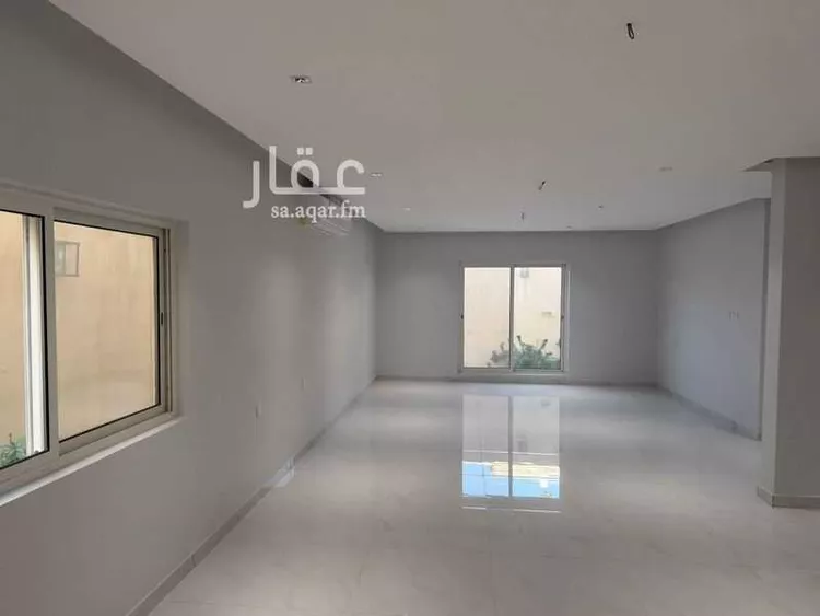 فيلا للإيجار في شارع عين دار, حي الصواري, مدينة الخبر, المنطقة الشرقية صورة 4