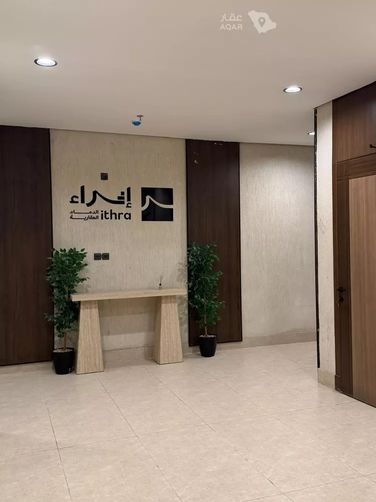 شقة للإيجار في شارع مدائن صالح, حي الحمراء, مدينة الخبر, المنطقة الشرقية
