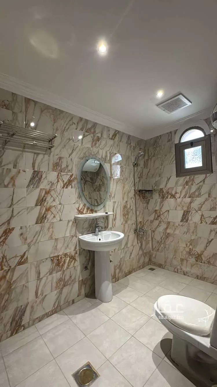 عمارة للإيجار في شارع ابو المجد, حي الراكة الجنوبية, مدينة الخبر, المنطقة الشرقية 13