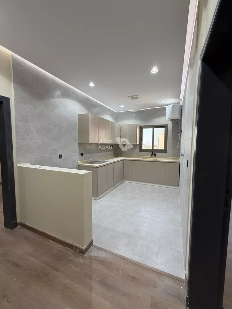 عمارة للإيجار في شارع ابن الشهاب, حي الراكة الشمالية, مدينة الدمام, المنطقة الشرقية 8